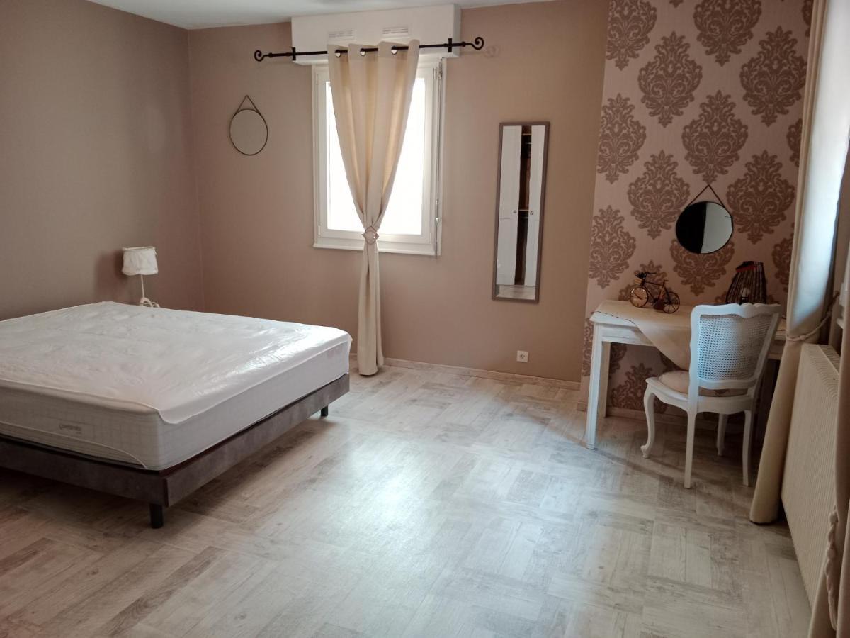 Au Repit Centre Thermes Luxeuil T3 Esterno foto